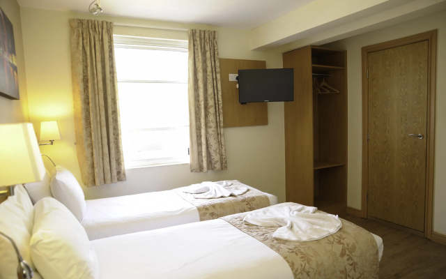 Kings Cross Inn Hotel