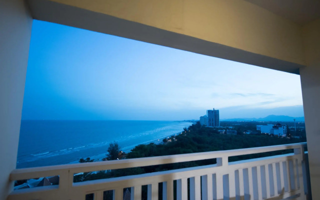 斯普林菲尔德海滩豪华公寓(Springfield Beach Deluxe Condo)