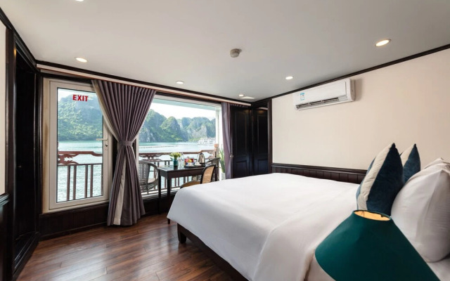 Santamaria Luxury Cruises
