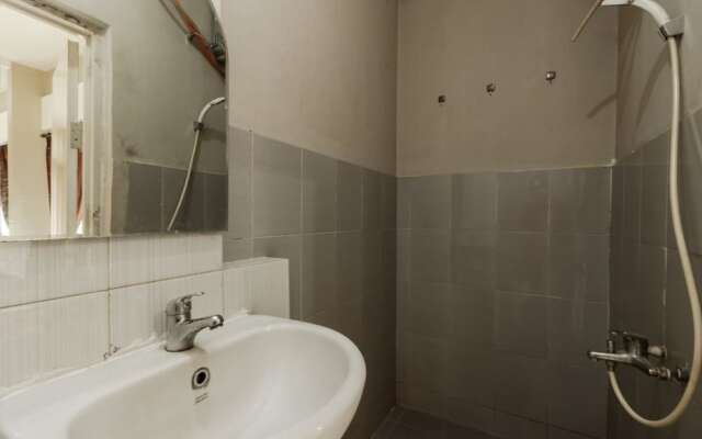 RedDoorz Syariah near Taman Air Mancur Bogor