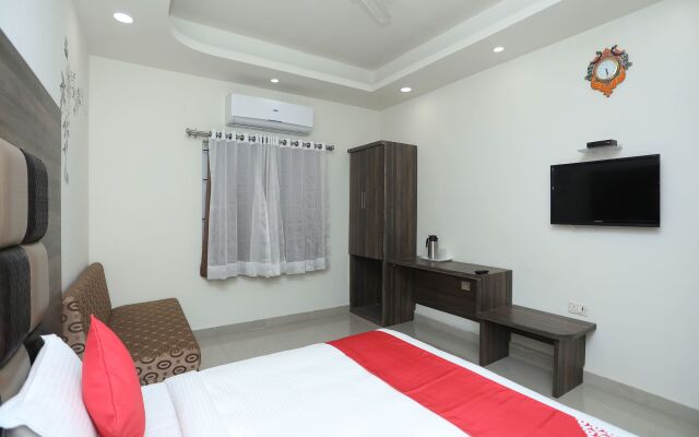 OYO 14593 Smart Rooms by Shree Vatika