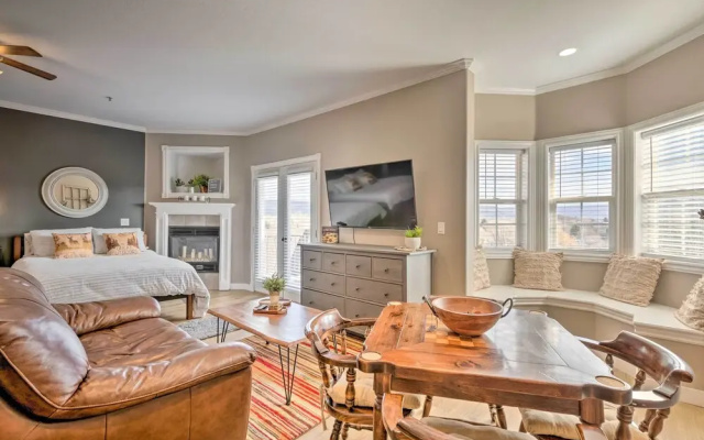 Large, Cozy Midway Studio w/ Mountain Views!