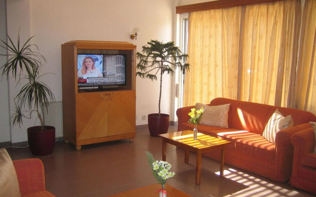 Onisillos Hotel