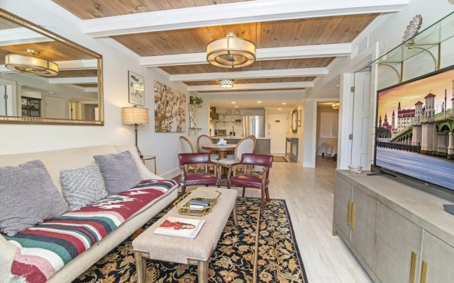 8114 Ocean Front 1st Floor