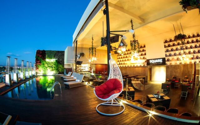 Square Small Luxury Hotel - Providencia
