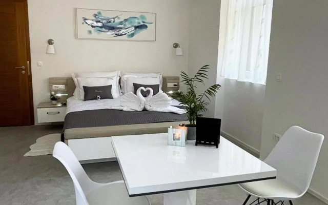 Villa Riverside