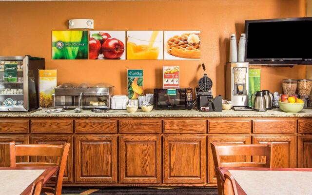 Comfort Inn & Suites