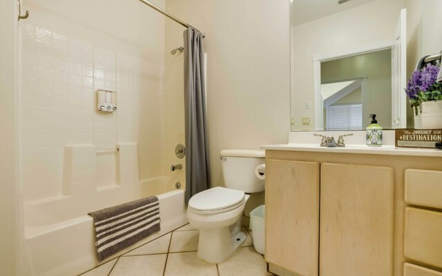 Spacious Hildale House w/ Large Deck!