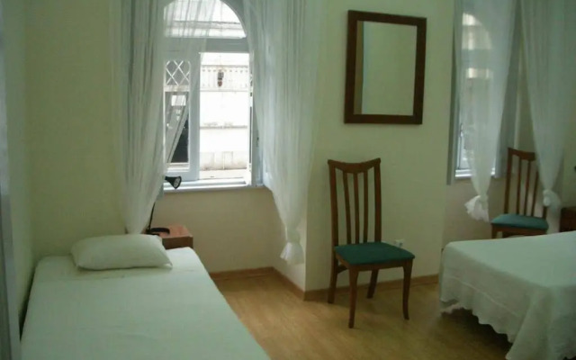 Low Cost Rooms