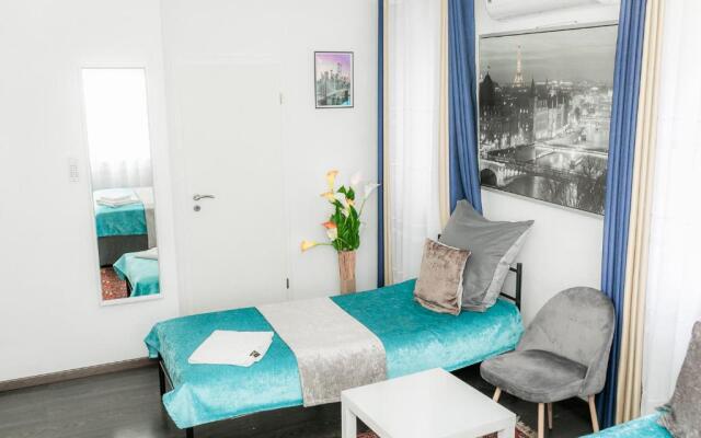Tau Design Hotel