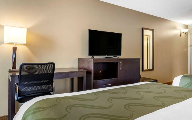 Quality Inn & Suites Escanaba North