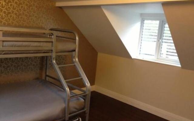 Oscar's Hostel