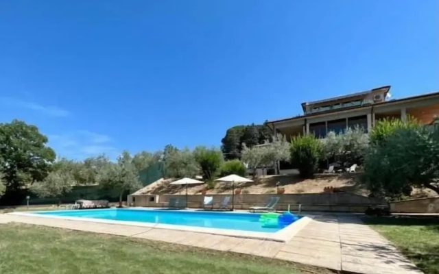 Villa Lavania