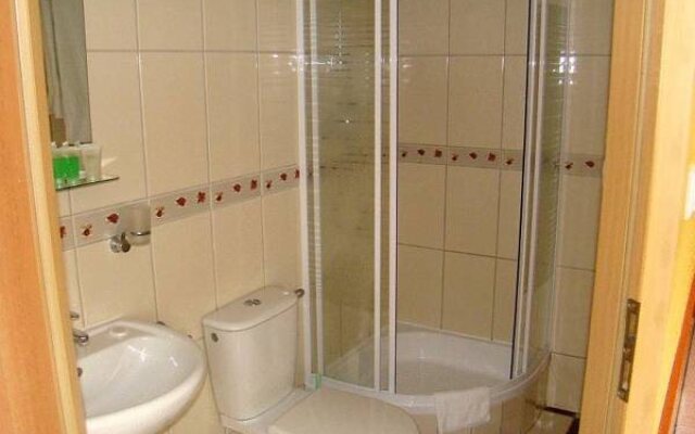 Kompleks Hotelowy Logos