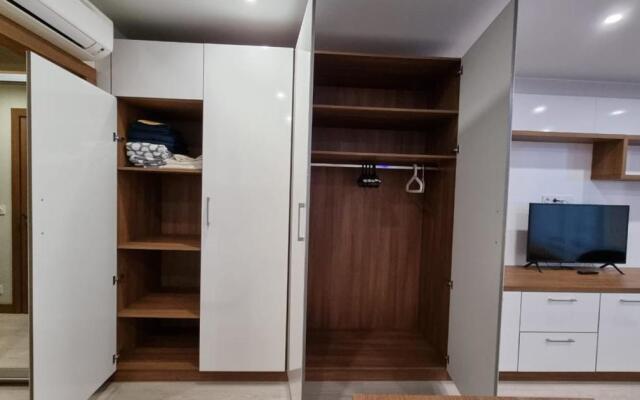 MaxRealty24 on Mitinskaya 16