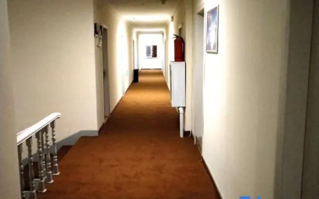 Xinsihai Hotel
