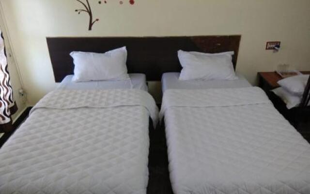Muthu guest house