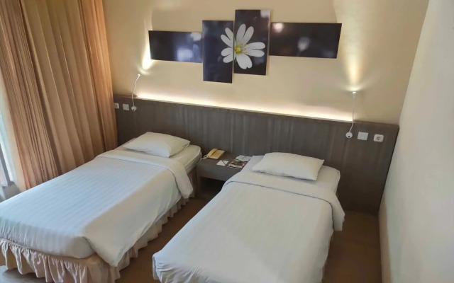Purnama Hotel