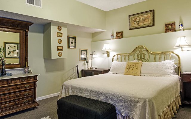 Rose Manor Bed  Breakfast