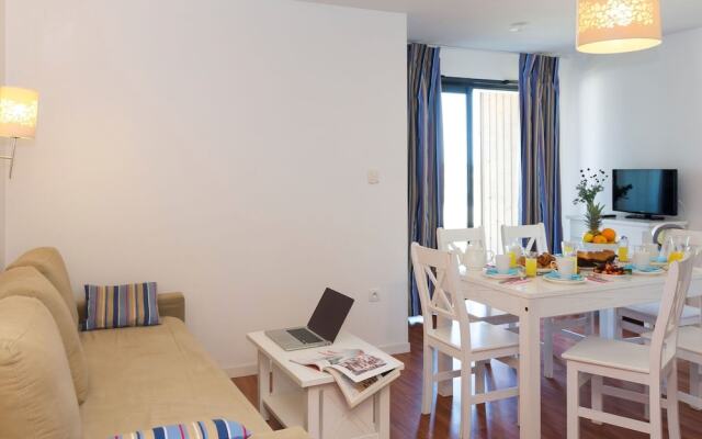 Nicely Maintained Apartment Near The Historic Aigues Mortes