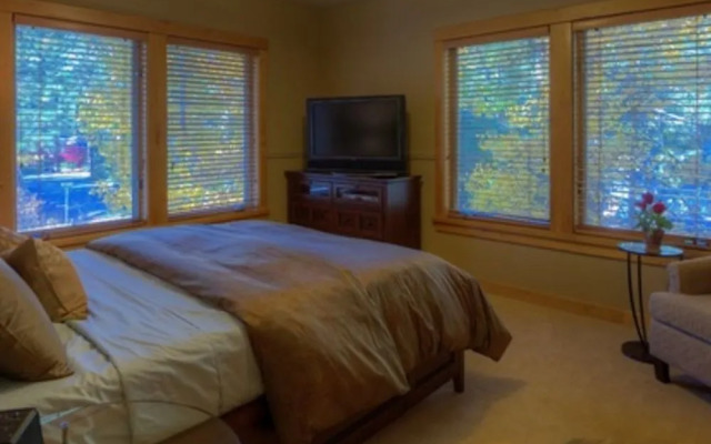 Beautiful Family and Entertaining Home 112SC by RedAwning