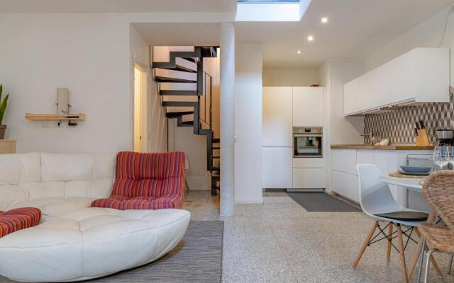 Moderno Loft a due passi dal lago