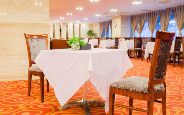 Tianji Hotel