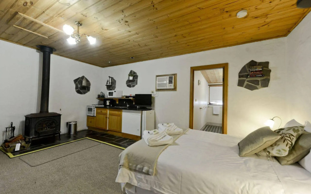 Reillys Wines Heritage Cottages