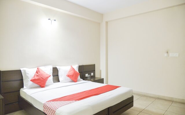 OYO 15149 Hotel Ajoy Minar