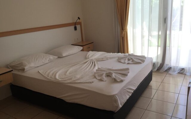 Kardesler Otel