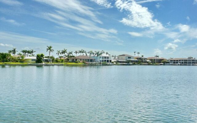 Waterfront Home With Views, Pool and Walk to Beach