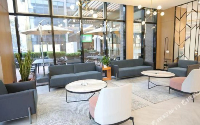 U+ Smart Choice Hotel(都江堰U+睿选酒店)