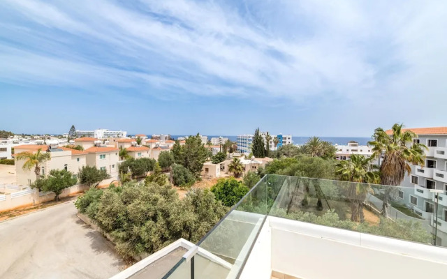 Green Bay Villa 14 in Protaras