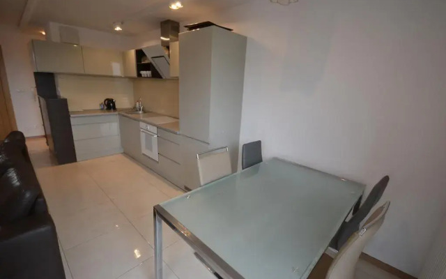 Senator Warsaw Apartments