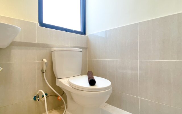 Cozy Living And Modern Look 2Br At Meikarta Apartment