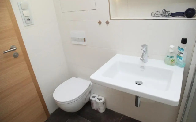 Cozy Studio in Smíchov by Prague Days
