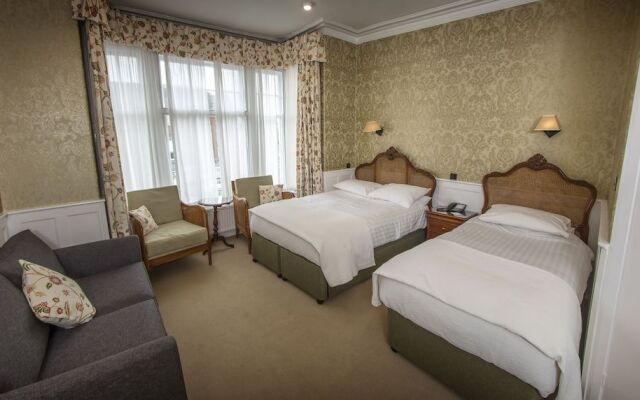 Dunoon Hotel