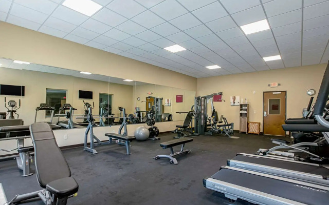 Comfort Suites Fishkill near Interstate 84