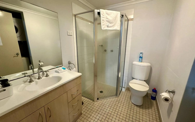 Sydney Airport Suites