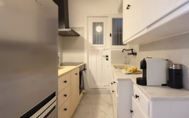 Meliti Apartment in Plaka