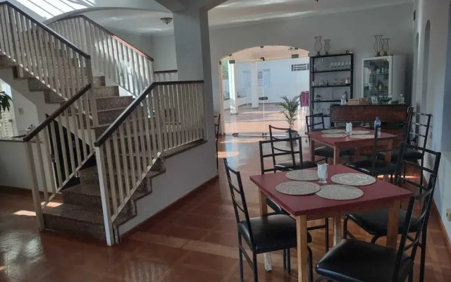 Hostel Borges Marini