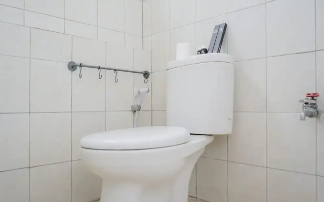 Comfy 2BR with Modern Design Bintaro Park View Apartment