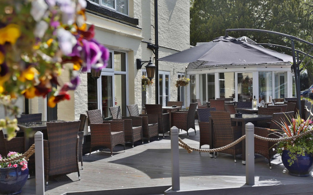 Tillington Hall Hotel