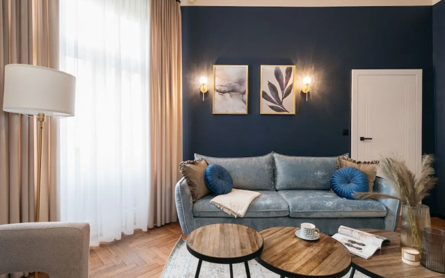 Moonlight II Apartment - LoftAffair