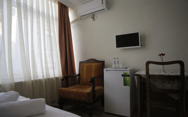 Puffin Suites & Rooms