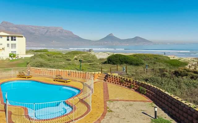 Romantic Beachfront Bachelor