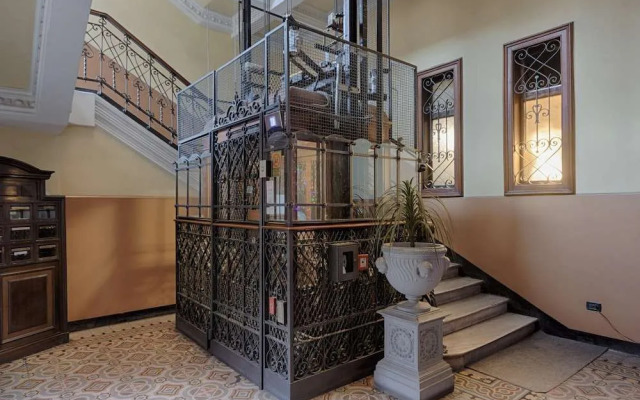 Torino Piazza Castello Studio