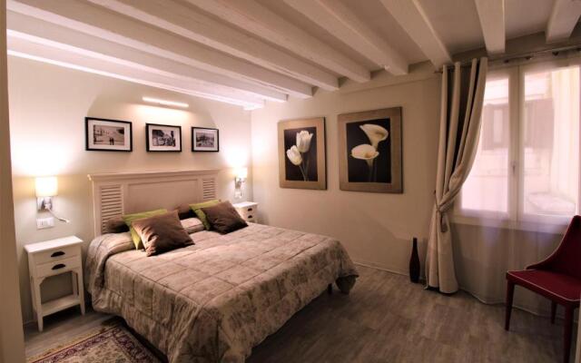 San Marco Fenice 3bdr 2bth apartment (M0270424989)