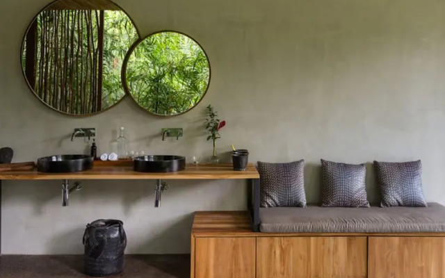 Chameleon Villa Bali