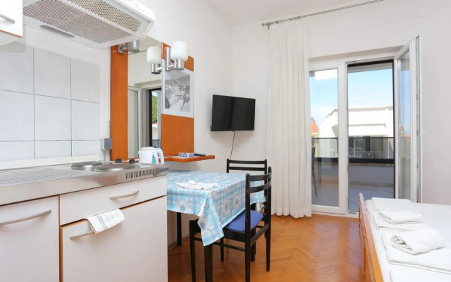 Apartments with a parking space Baska Voda, Makarska - 6773
